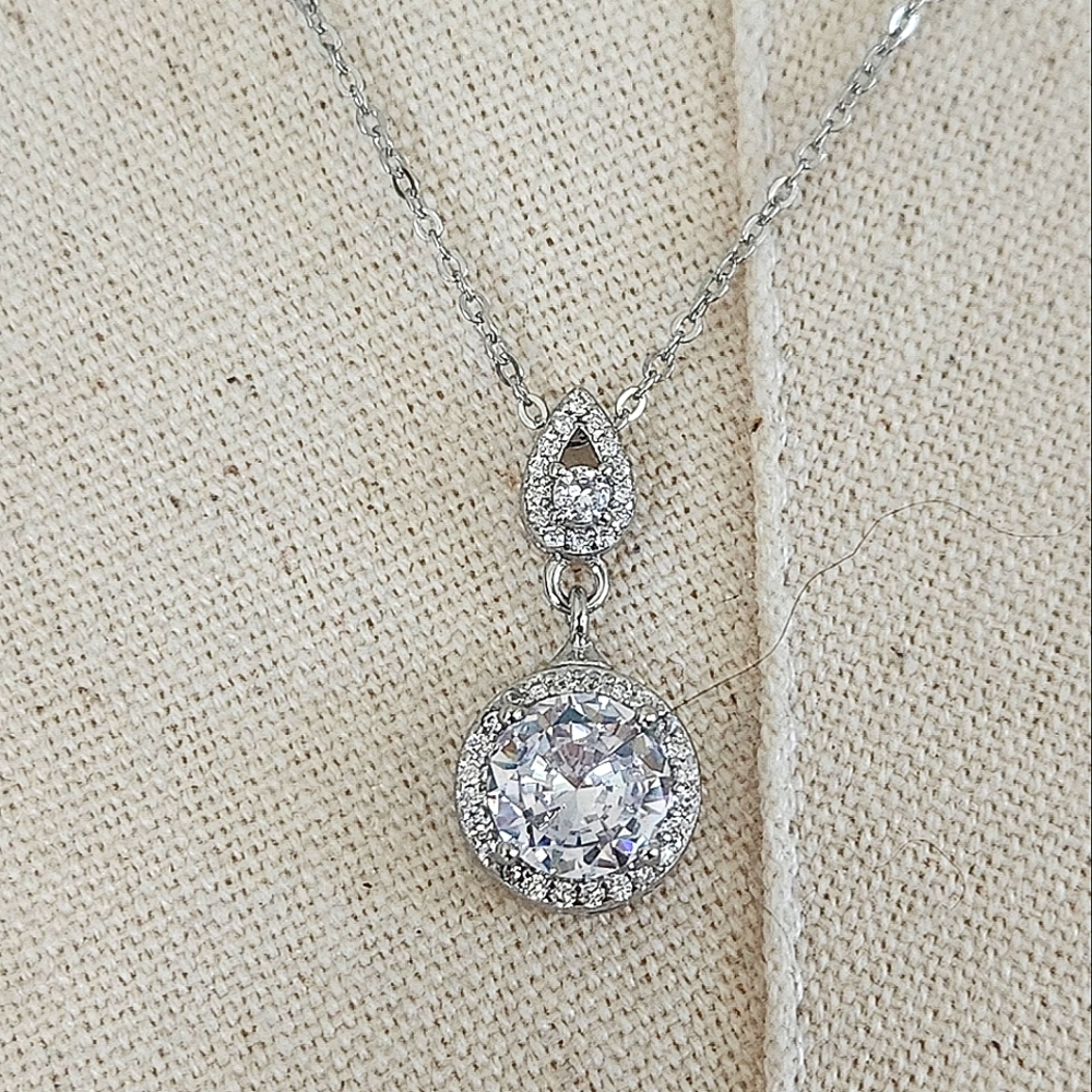 NWT Ryze White Frost Cubic Zirconia .925 Sterling Silver 18" Necklace - Picture 4 of 11